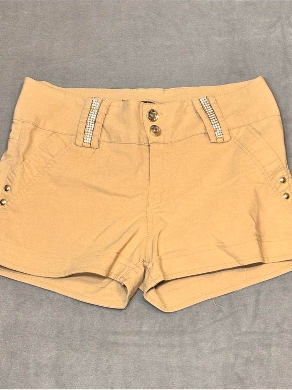 QQMY Apricot Women's Shorts with Rhinestone Belt Accents Y2K